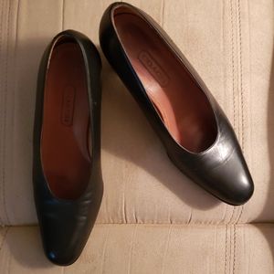 Black Leather COACH Pumps Shoes 7M